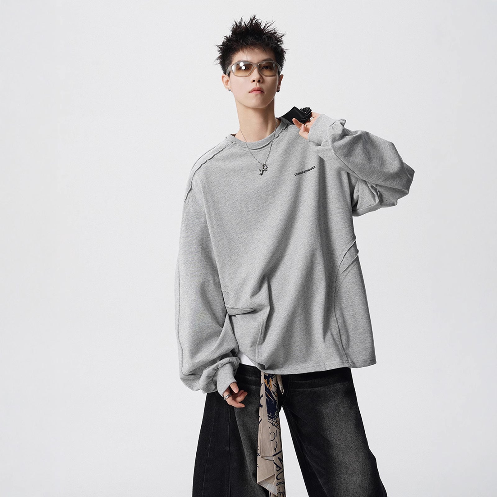 メンズ 秋用 レトロカジュアル トップス（ロングスリーブ T シャツ・カップルスウェット兼用）  2色